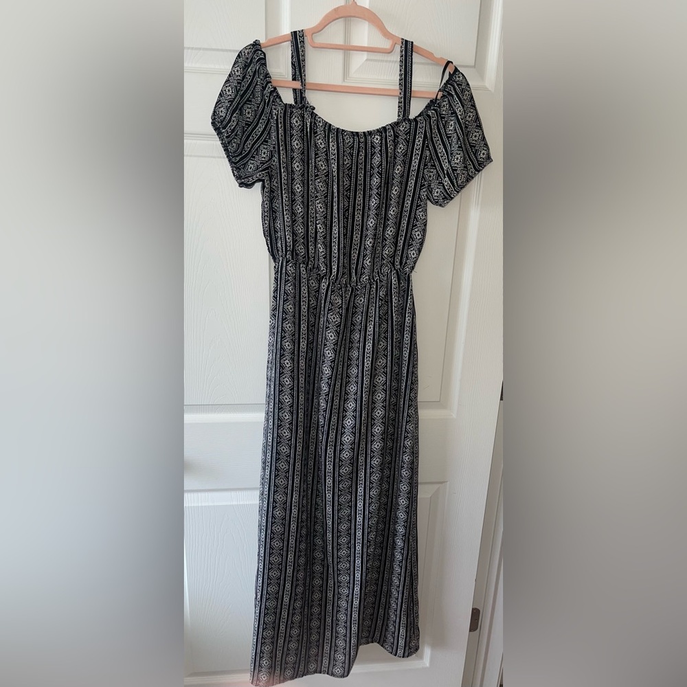 As U Wish Black and White Patterned Jumpsuit - Picture 8 of 11